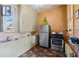 131 HURON STREET - 17