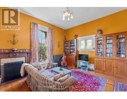 131 HURON STREET - 22