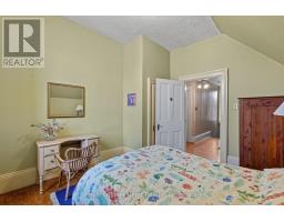 131 HURON STREET - 30