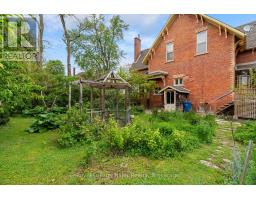 131 HURON STREET - 38