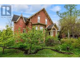 131 HURON STREET - 4