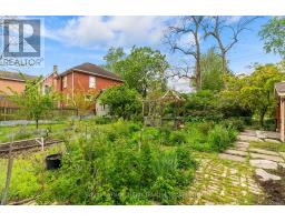 131 HURON STREET - 41