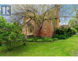 131 HURON STREET - 42