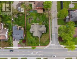 131 HURON STREET - 7