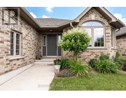 138 MILLSON CRESCENT - 2