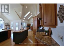 245337 22 SIDE ROAD - 15