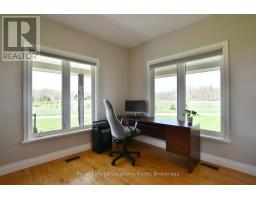 245337 22 SIDE ROAD - 16