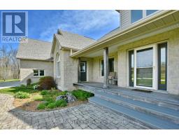 245337 22 SIDE ROAD - 44