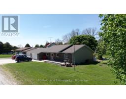 1041 MAIN STREET - 32