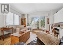 10 SPRUCE AVENUE - 12