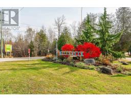 10 SPRUCE AVENUE - 27