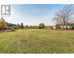 10 SPRUCE AVENUE - 33