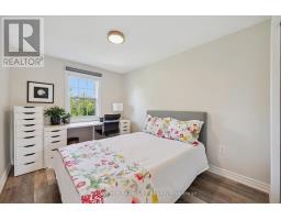 No.12 - 124 GOSLING GARDENS - 18