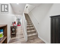No.12 - 124 GOSLING GARDENS - 23