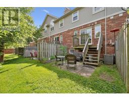 No.12 - 124 GOSLING GARDENS - 31