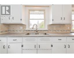130 FORFAR STREET E - 8