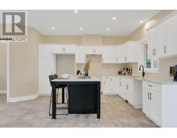 4400 518 HIGHWAY EAST - 22