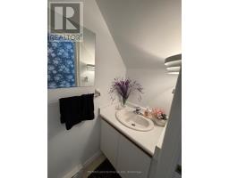 31 - 31 PHILIP PLACE - 12