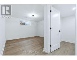 1036 WALTON AVENUE N - 32