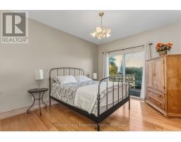 804 KINGS FARM ROAD - 22