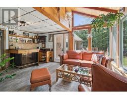 1012 GREY STREET - 12