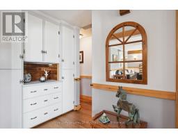 1012 GREY STREET - 21