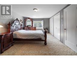 44032 AMBERLEY ROAD - 35