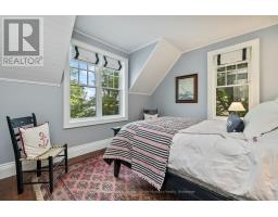 5 - 1019 BLUFF ROAD - 27