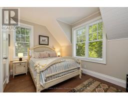 5 - 1019 BLUFF ROAD - 28