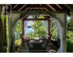 5 - 1019 BLUFF ROAD - 5