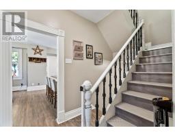 555 RAGLAN STREET - 11