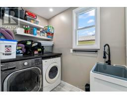 555 RAGLAN STREET - 12