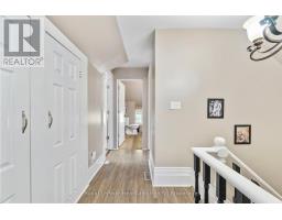 555 RAGLAN STREET - 23