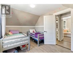 555 RAGLAN STREET - 24