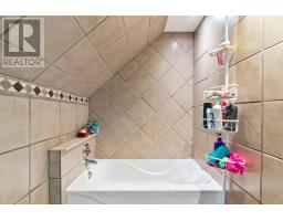 555 RAGLAN STREET - 27