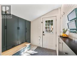 555 RAGLAN STREET - 32