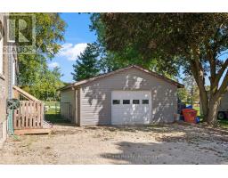 555 RAGLAN STREET - 6