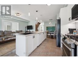43 COURTNEY STREET - 13