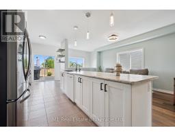 43 COURTNEY STREET - 14