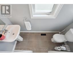 43 COURTNEY STREET - 19