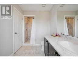 43 COURTNEY STREET - 30