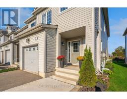 43 COURTNEY STREET - 4