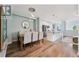 43 COURTNEY STREET - 8