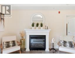 206 - 23 STUMPF STREET - 16