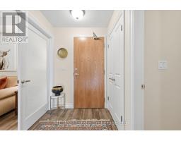 206 - 23 STUMPF STREET - 4