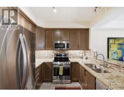 206 - 23 STUMPF STREET - 9