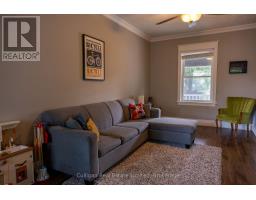 115 LONDON STREET N - 3