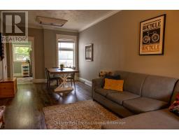 115 LONDON STREET N - 4