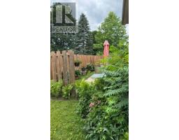 31 LAWRENCE AVENUE W - 2