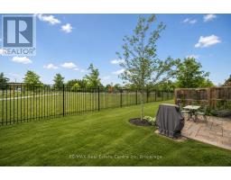 1 - 39 KAY CRESCENT - 23
